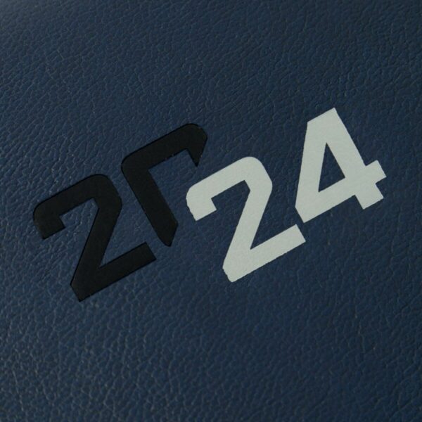S8428591_4